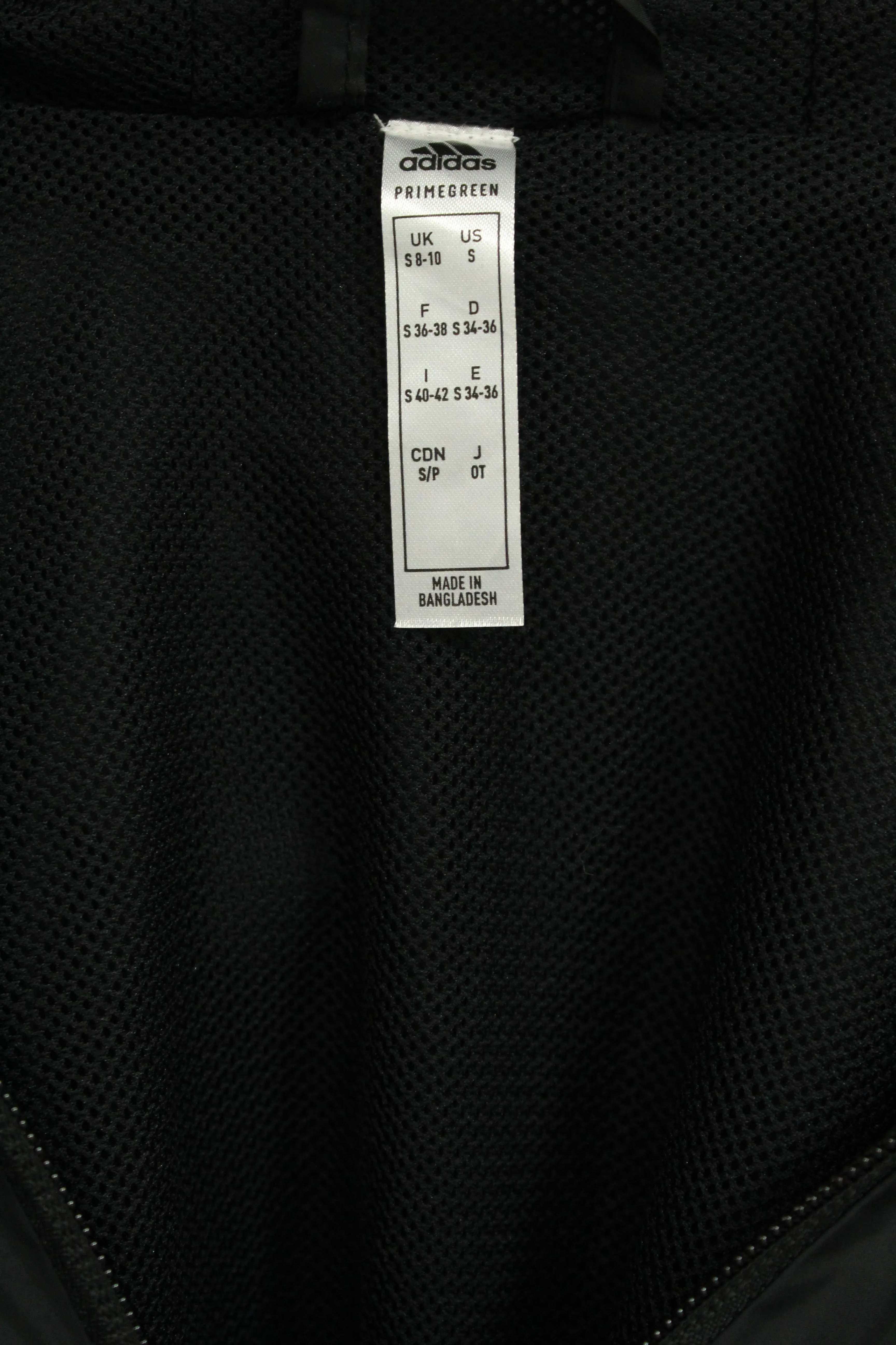 Cortaviento Negro  Adidas Talla S