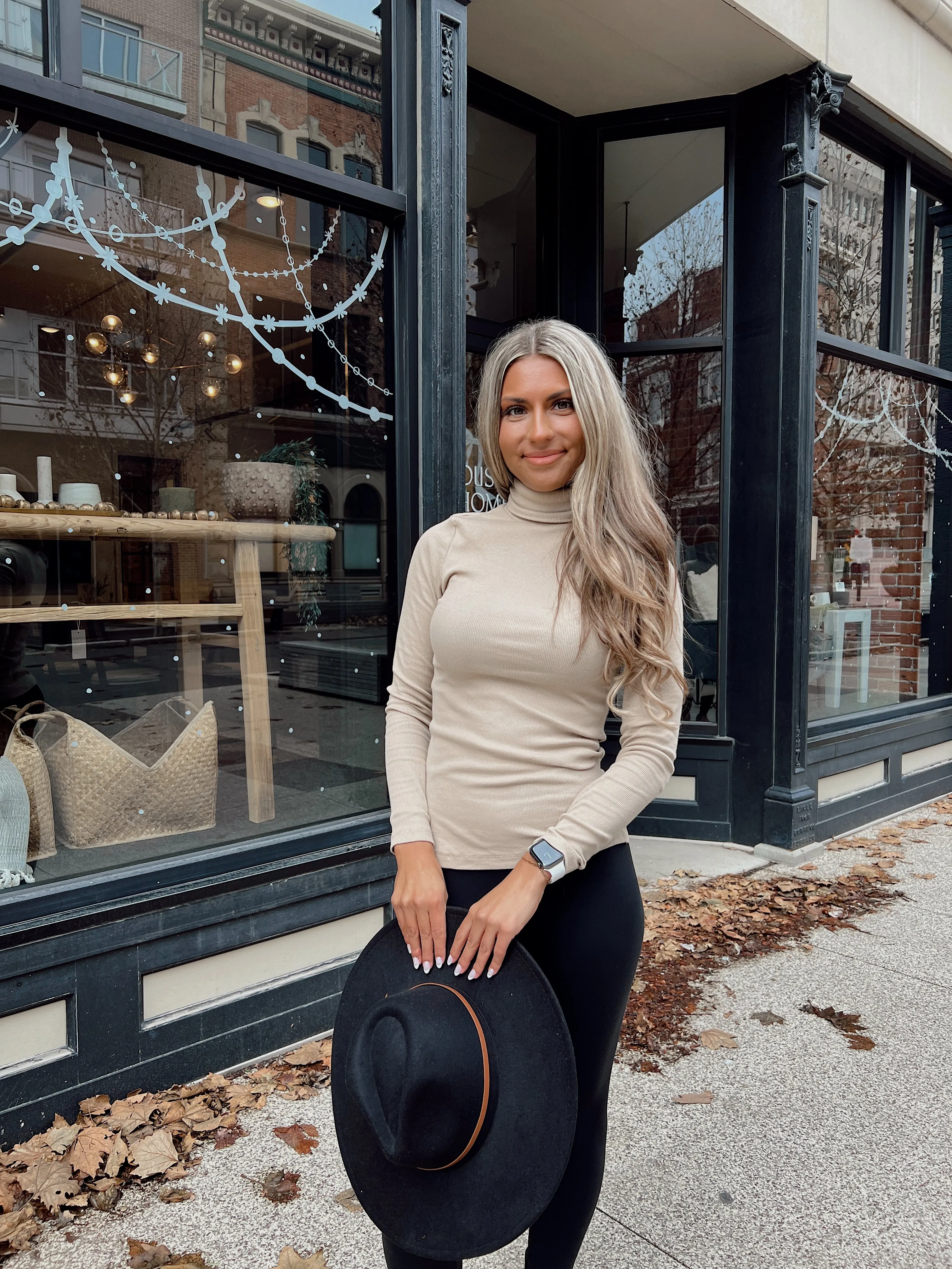 FINAL SALE - Heart Eyes Desert Turtle Neck