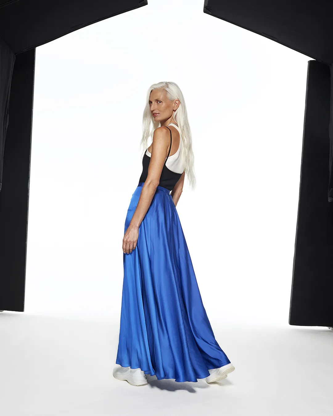 FLOWING MAXI SKIRT - BLUE