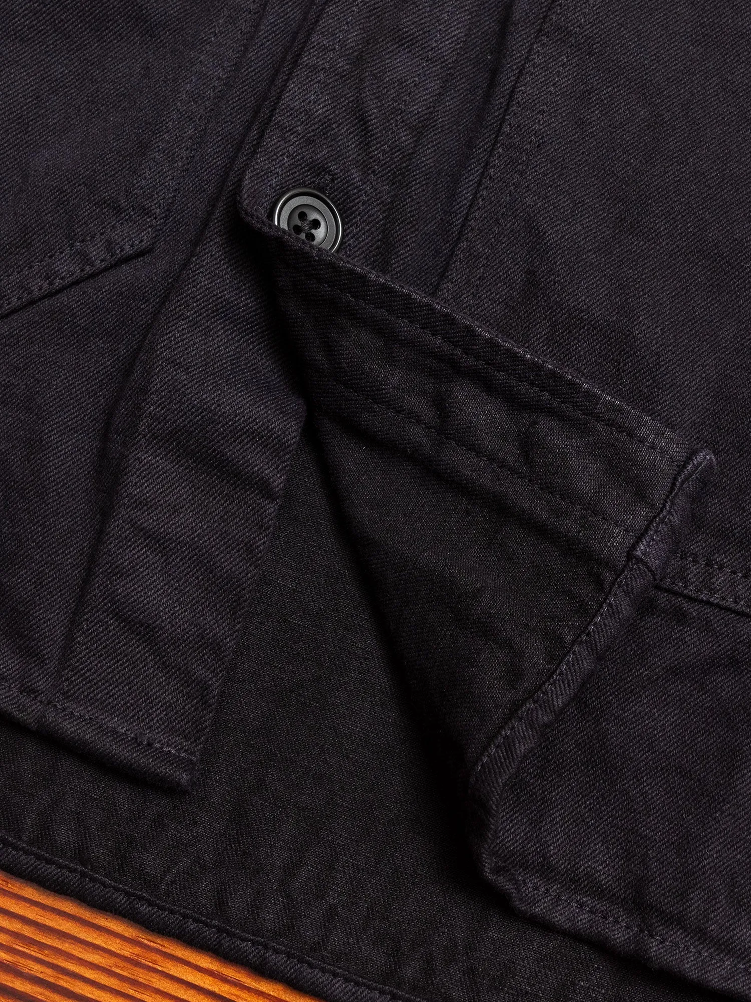 Linen Shirt Jacket in Black