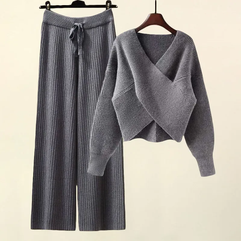 Marie-Caley Intricate Leisure Set