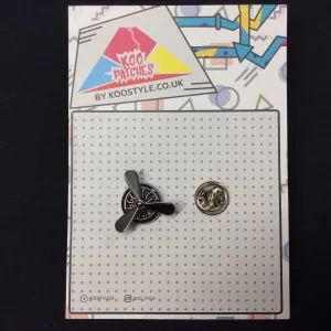 MP0231C - Black Silver Propeller Aeroplane Front Metal Pin Badge