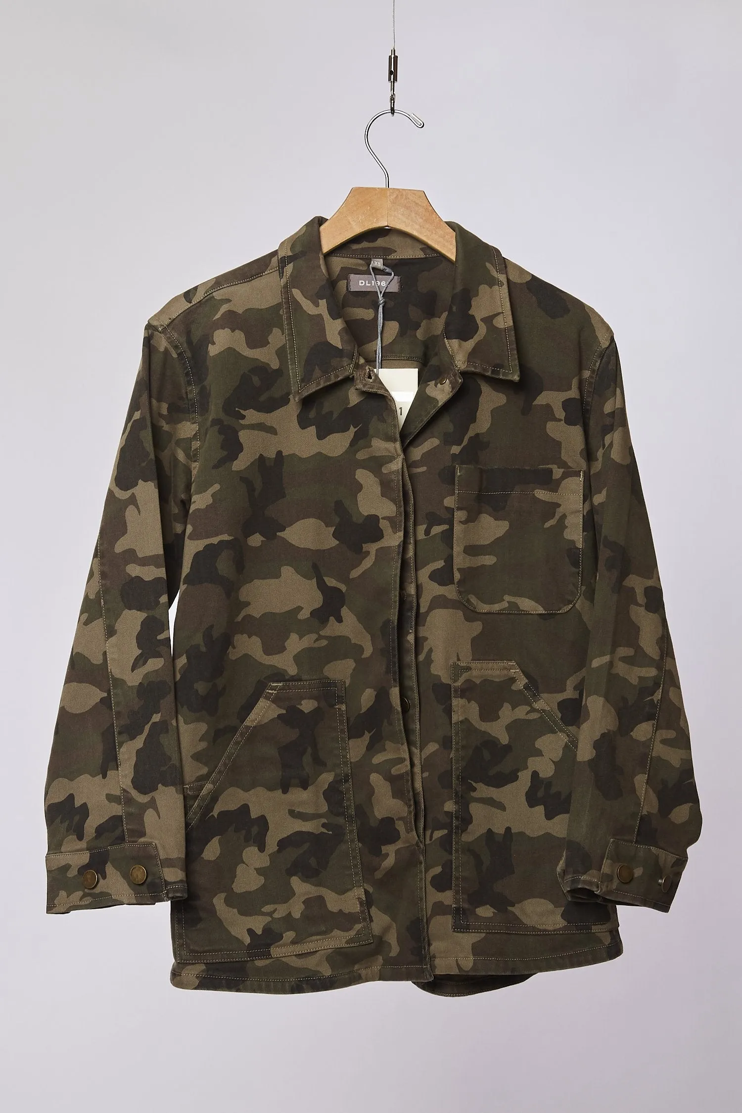 PRISCA CAMO JACKET VICTORY
