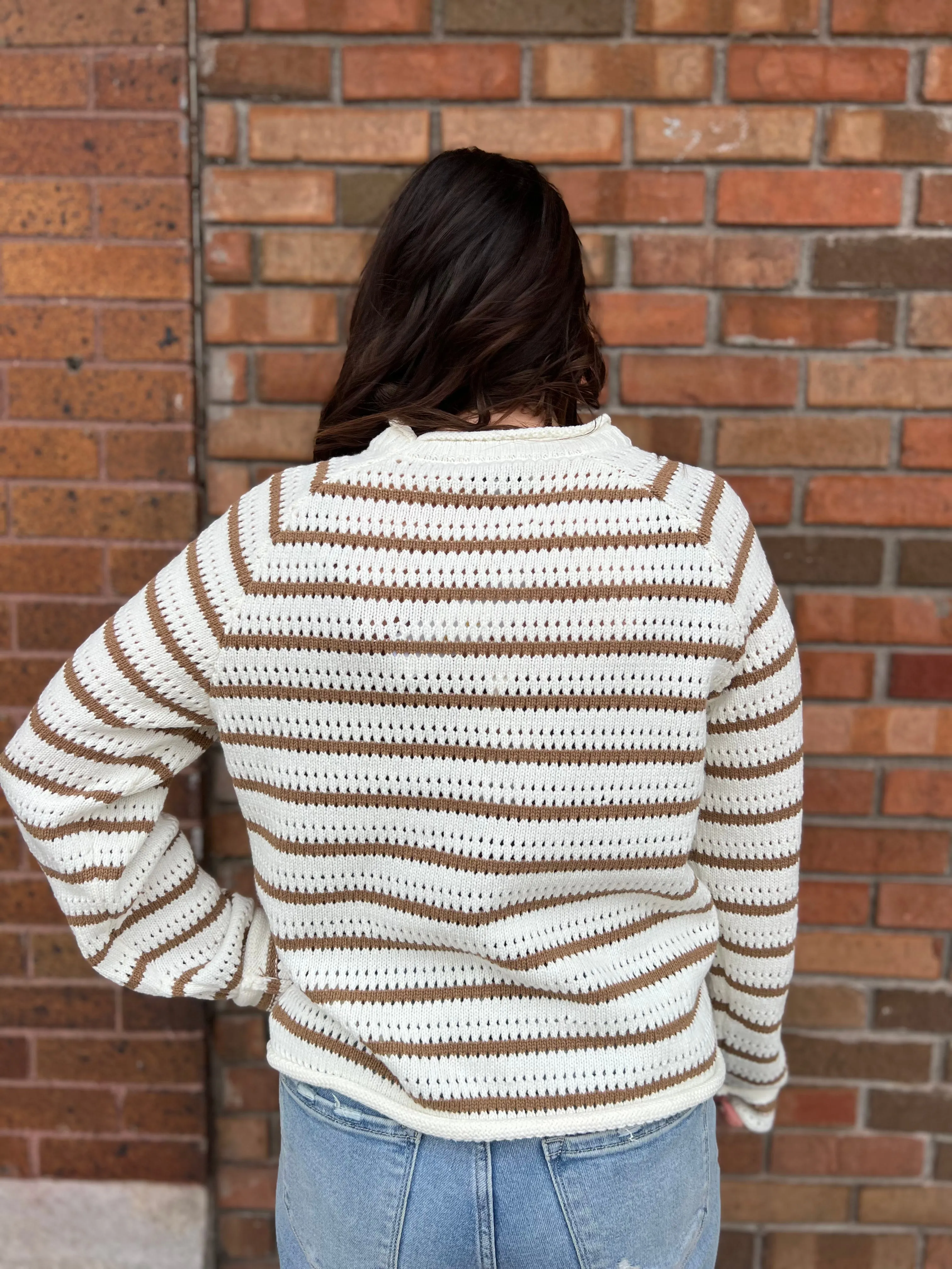 Round Neck Raglan Sleeve Sweater