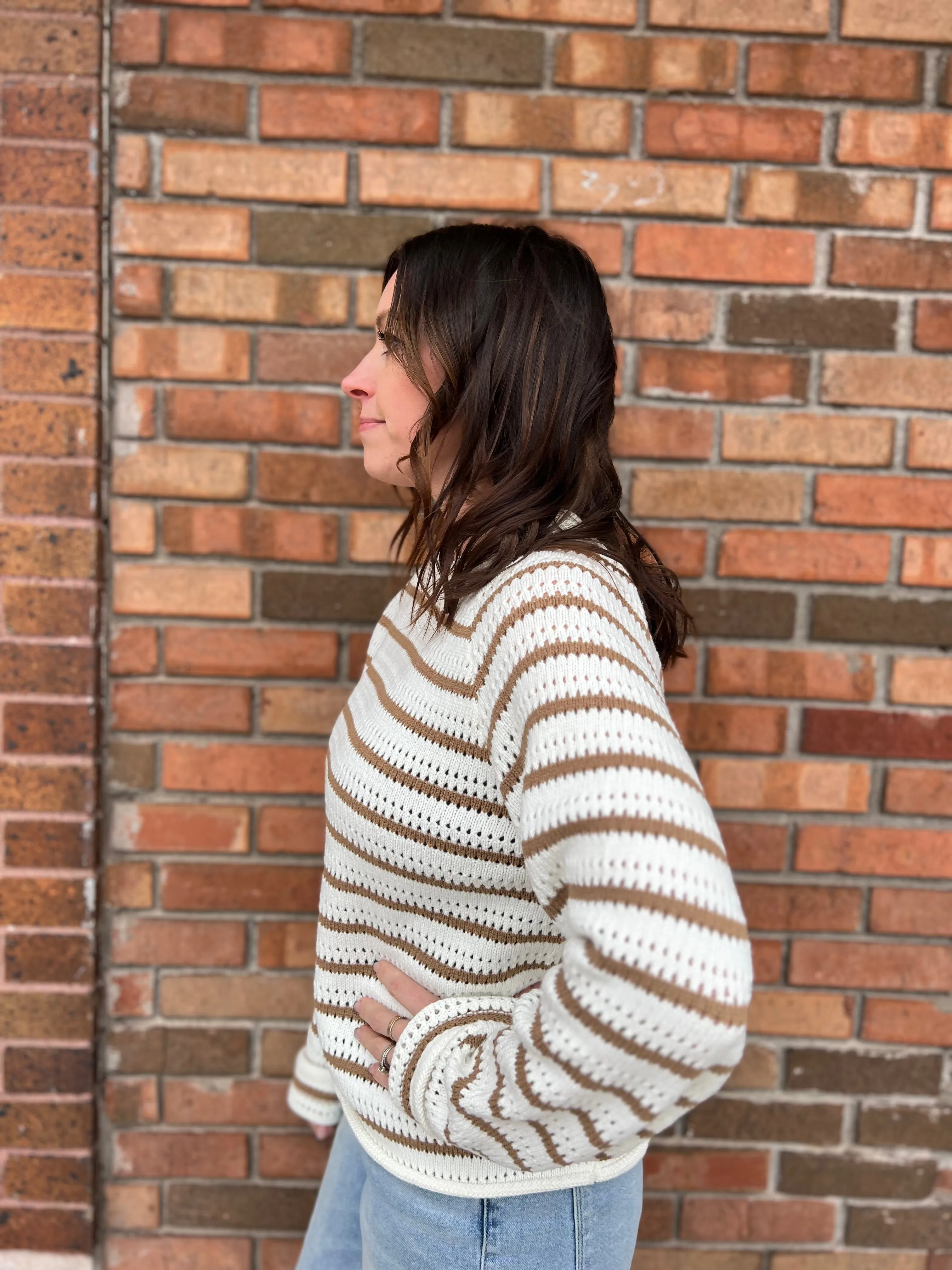 Round Neck Raglan Sleeve Sweater
