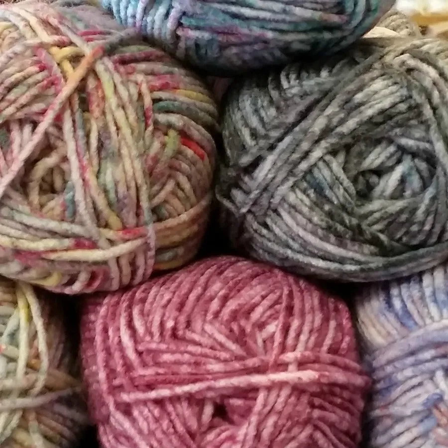 Sirdar Imagination Chunky Pattern 8054 - Sweaters - NOW €1.00